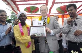 Farmer-big-Germany-flag